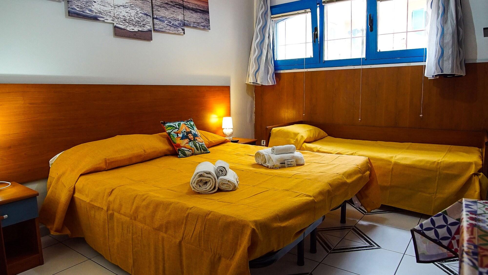 Baia Di Naxos Aparthotel Giardini Naxos Exterior foto